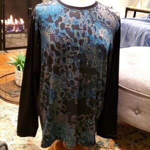 Athletic DNA Long sleeve performance shirt Size L